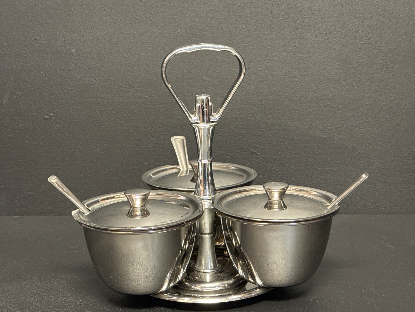 Winco Relish Server, (3) 8 oz.Compartments, S/S RS-3