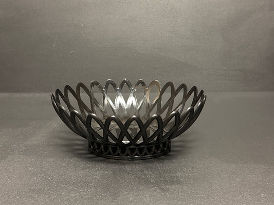 GET Oval Bread & Bun Basket, 10" x 8 1/4", Polypropylene, Black (OB-940-BK)