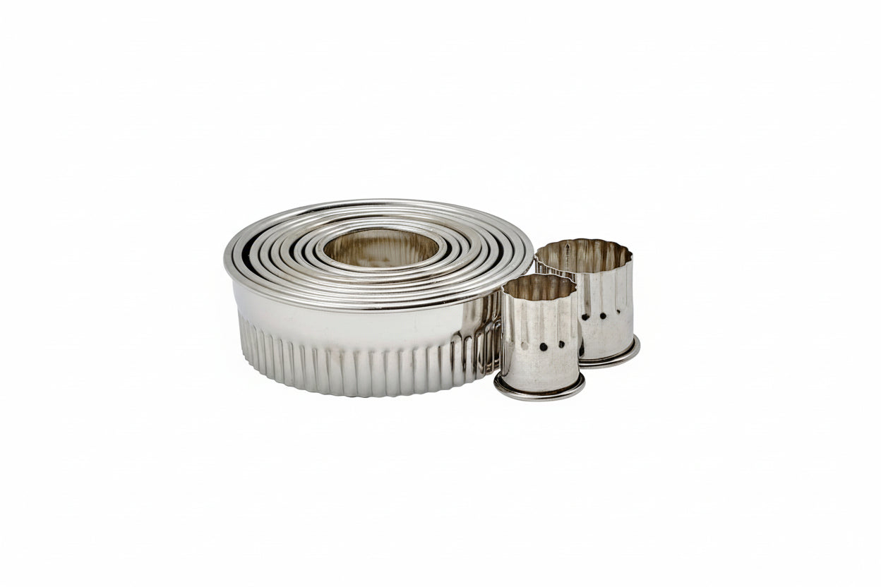 Winco Round Cookie Cutter Set, 11 Piece, Stainless Steel - Fluted, 1" CST-1