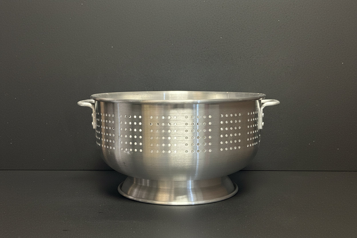Thunder Group 16 QT ALUMINUM COLANDER WITH HANDLE ALHDCO003