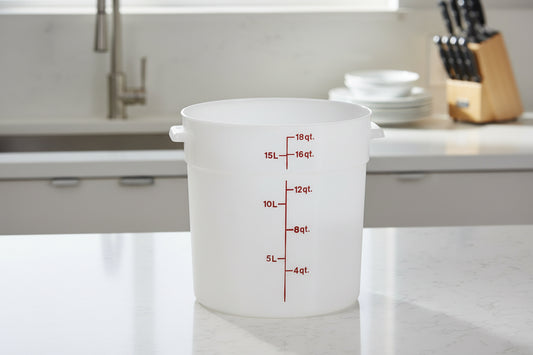 Cambro 18  Qt CLASSIC POLY CAMROUNDS RFS18148